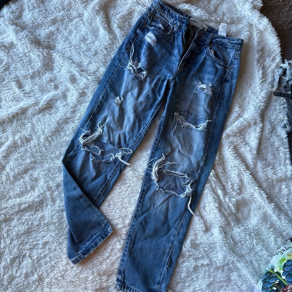 Garage Distressed Blue Jeans